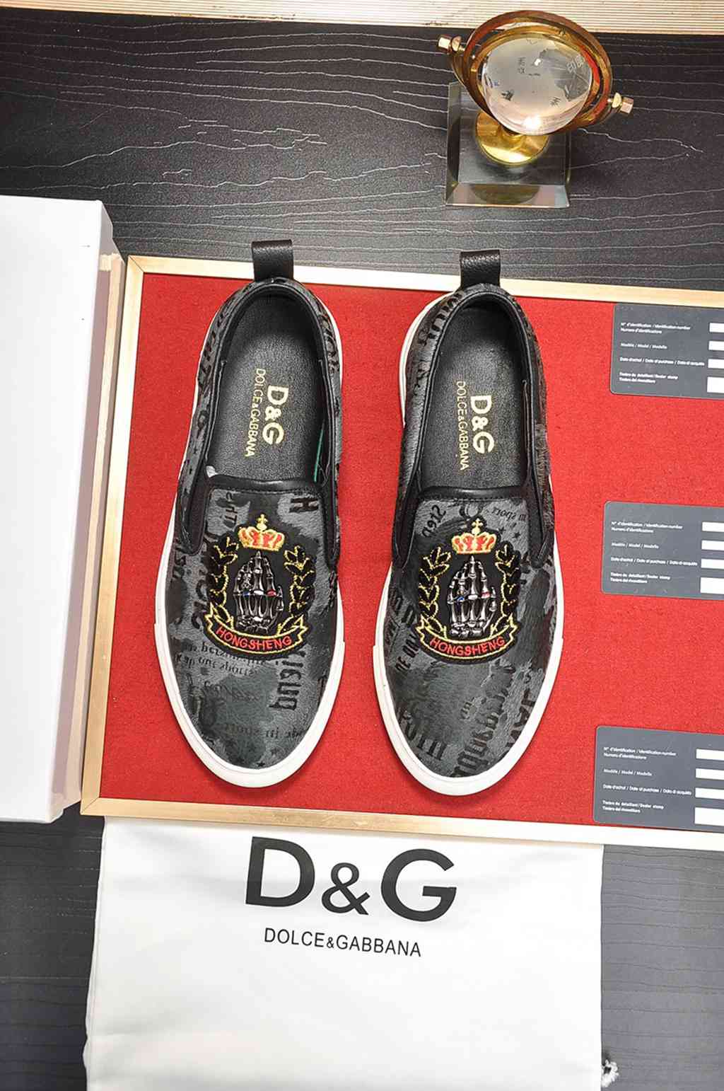 D*G sneaker